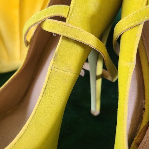 Vibrant Yellow Colin Stuart Peep Toe Suede Platform Heels - Picture 5 of 9